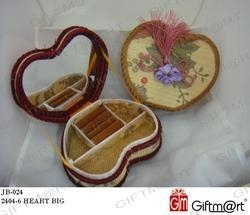 Heart Shaped Jewellery Box Item Code jb-024