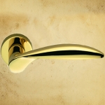BRASS LEVER ON ROSE