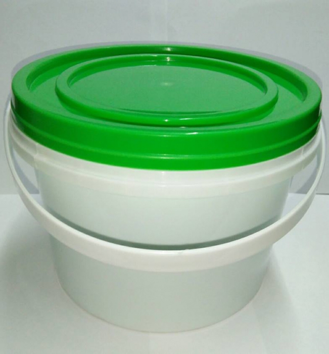 2.5 KG Container With Green Lid And Flat Handle
