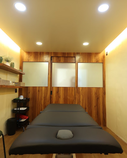 Chiropractic Treatment In khar